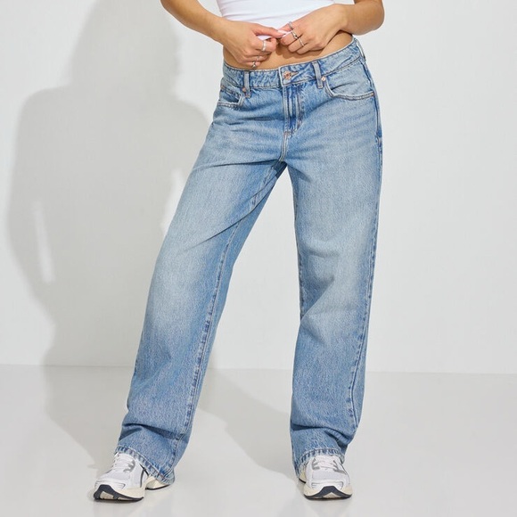 Garage Light Blue Slouchy Jeans - Picture 1 of 8